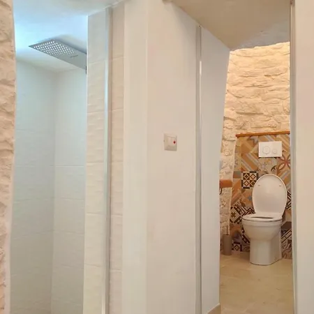 Trullo Monte Santo 50 Bed & Breakfast Alberobello Exterior photo